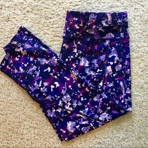 Fabletics Magenta and Navy Workout Capris